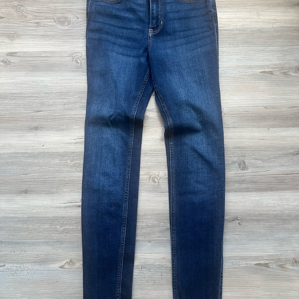 Hollister Dark Blue Skinny Jeans size 3